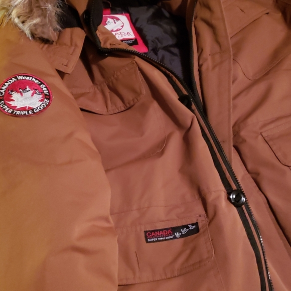 Coat - Picture 2 of 3